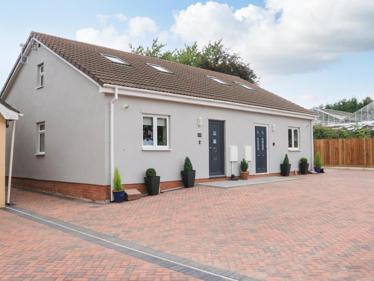 Sawtons Cottage 2 Dawlish Exterior photo